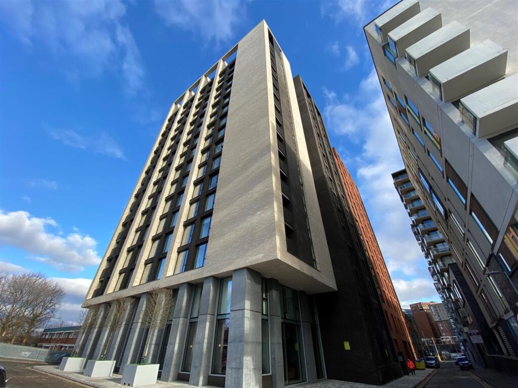 2 bed Apartment for rent in Salford. From Kaytons Estate Agents - Manchester