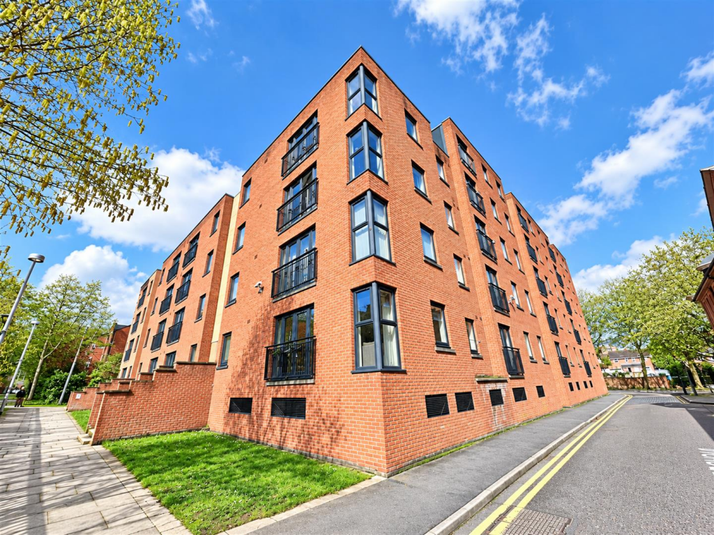 2 bed Apartment for rent in Salford. From Kaytons Estate Agents - Manchester