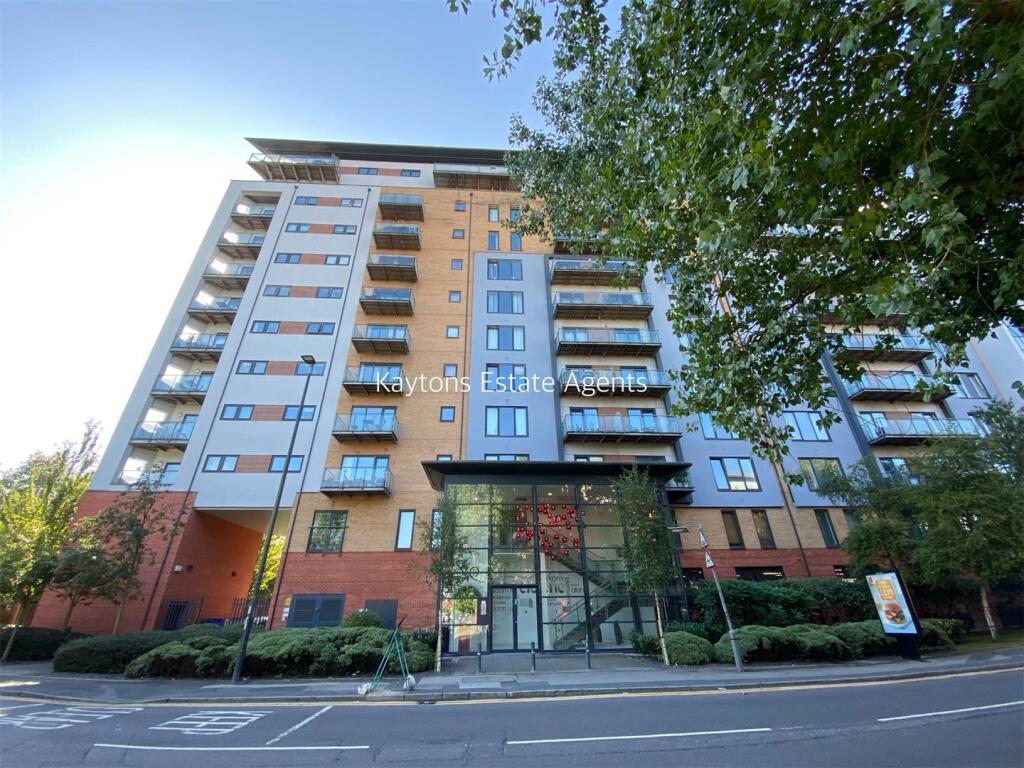 2 bed Apartment for rent in Salford. From Kaytons Estate Agents - Manchester