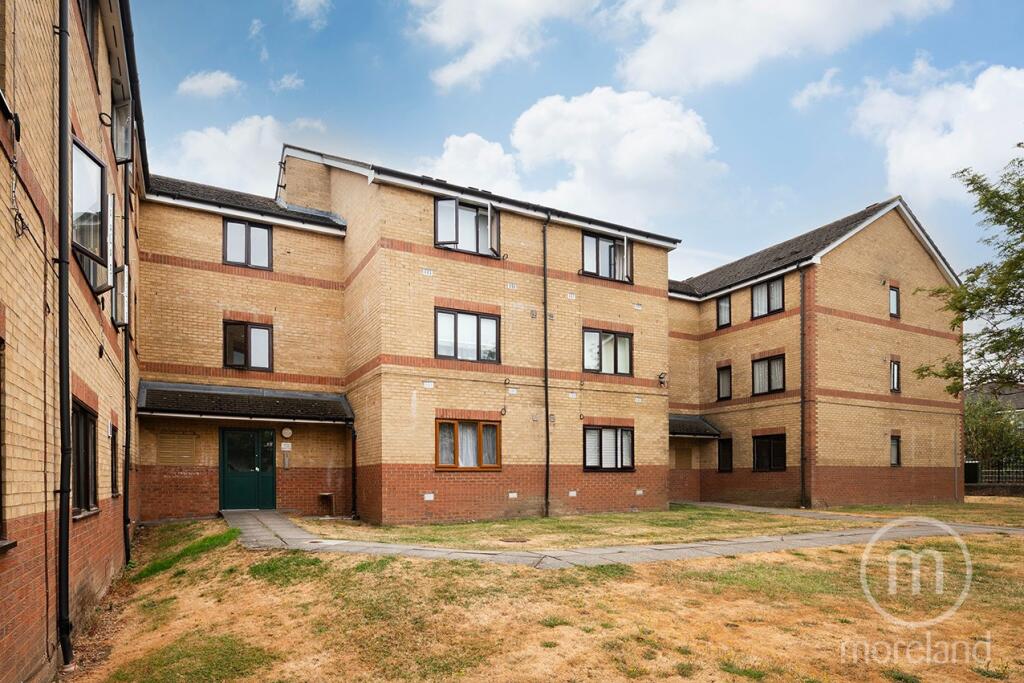 1 bed 1st Floor Flat for rent in London. From Moreland