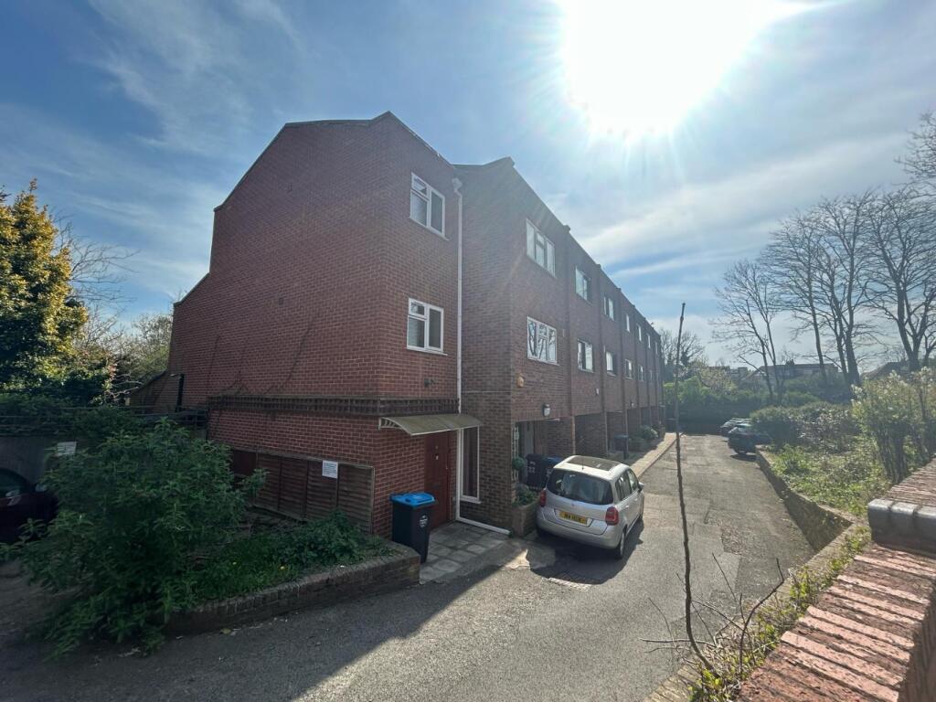 0 bed Studio for rent in Willesden. From Moreland