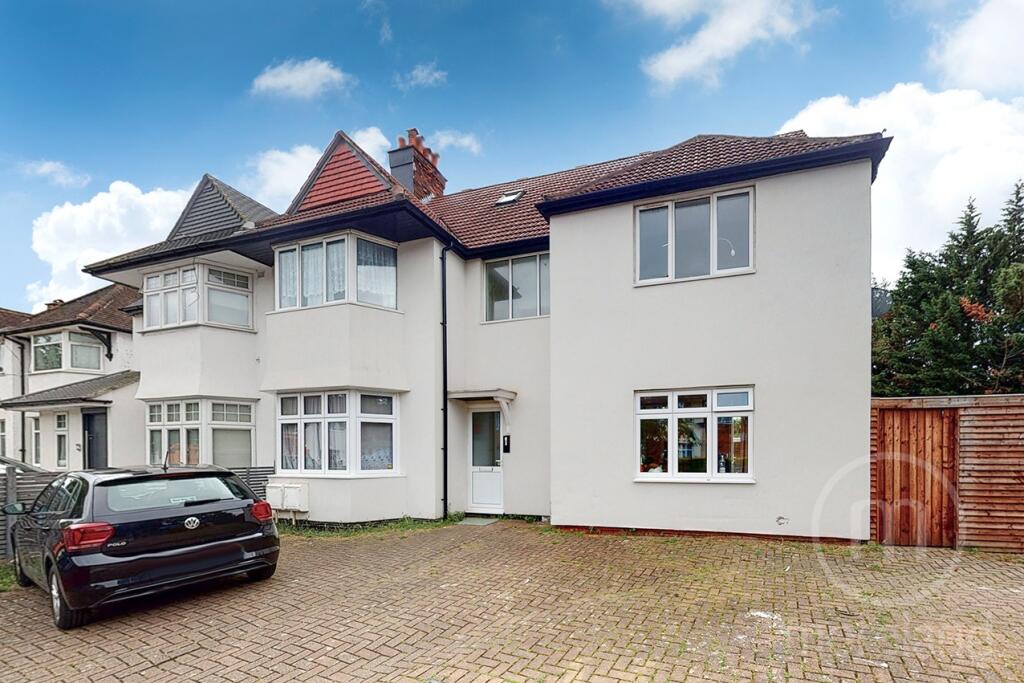 1 bed Apartment for rent in Hendon. From Moreland