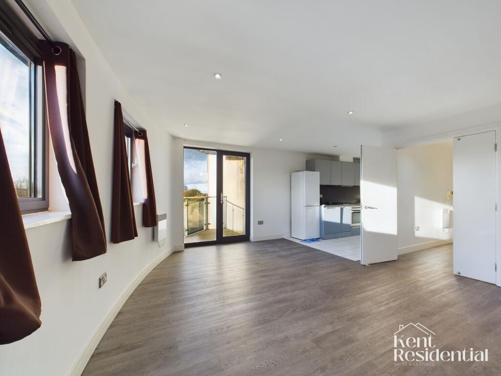 1 bed 1st Floor Flat for rent in Chatham. From Kent Residential - Chatham