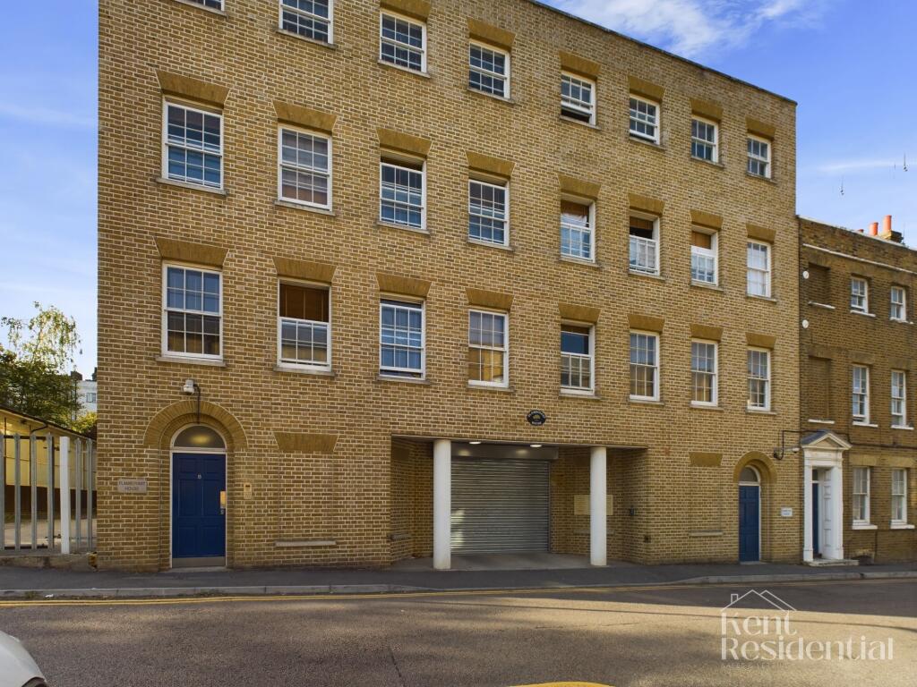 2 bed Apartment for rent in Wouldham. From Kent Residential - Chatham