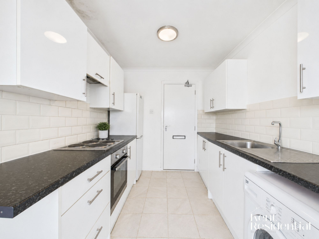 4 bed Studio for rent in Lower Twydall. From Kent Residential - Chatham