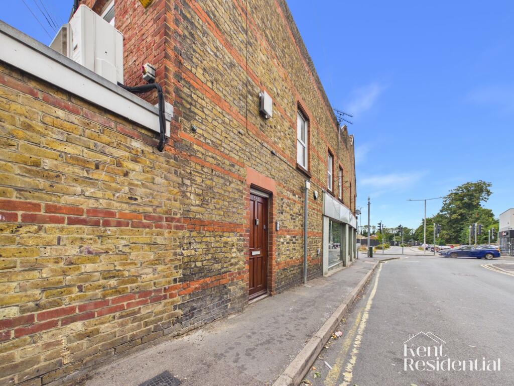 1 bed 1st Floor Flat for rent in Sittingbourne. From Kent Residential - Chatham