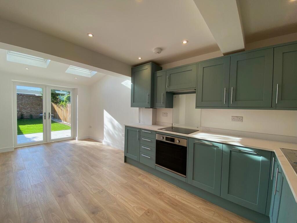 2 bed House (unspecified) for rent in Merton. From Rentals and Sales 2 bed House (unspecified) for rent in Merton. From Rentals and Sales
