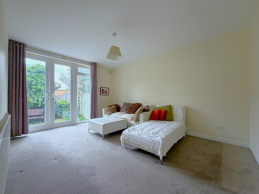 1 bed House (unspecified) for rent in Wimbledon. From Rentals and Sales