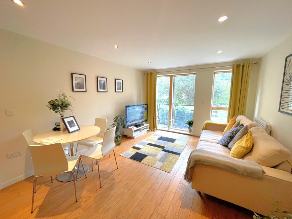 2 bed 1st Floor Flat for rent in Wimbledon. From Rentals and Sales