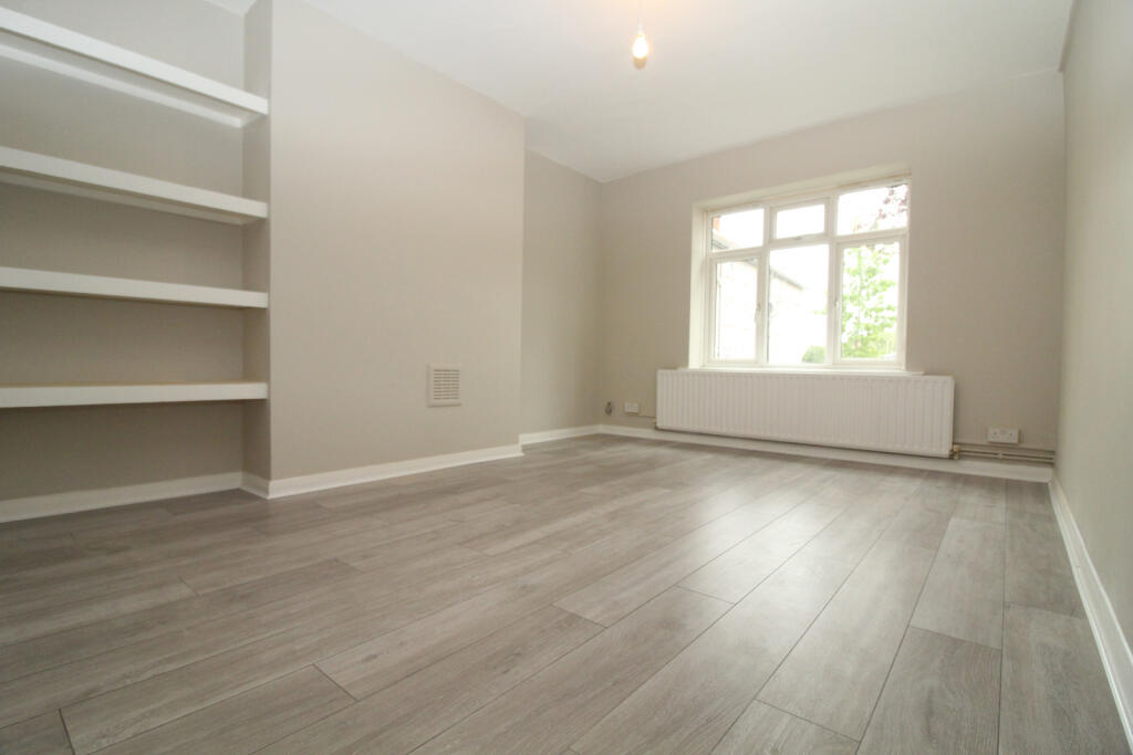 1 bed House Share for rent in Wimbledon. From Rentals and Sales
