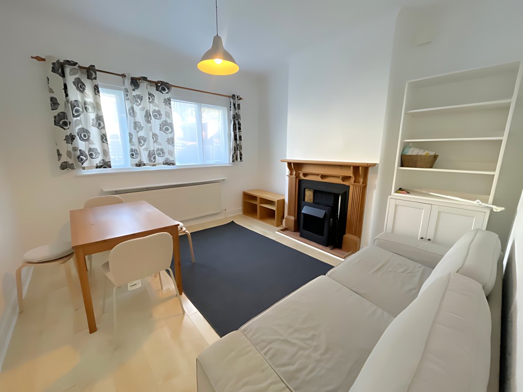 1 bed House (unspecified) for rent in Wimbledon. From Rentals and Sales