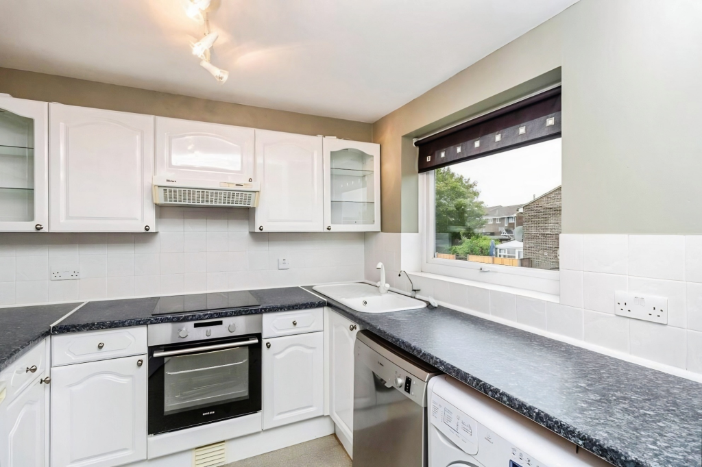 2 bed Apartment for rent in Saffron Walden. From Kevin Henry - Saffron Walden