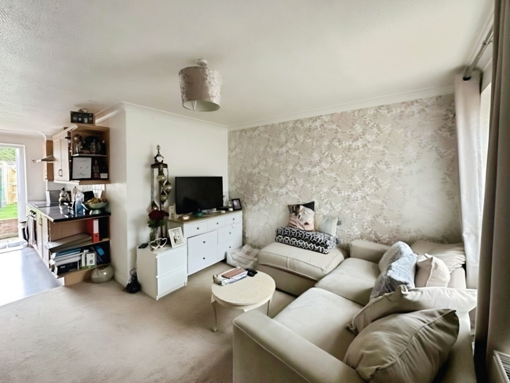 1 bed Mid Terraced House for rent in Wendens Ambo. From Kevin Henry - Saffron Walden