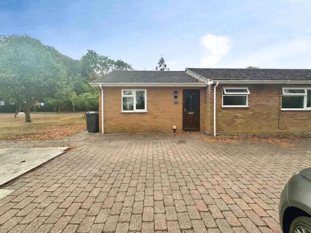 1 bed Bungalow for rent in Shudy Camps. From Kevin Henry - Saffron Walden