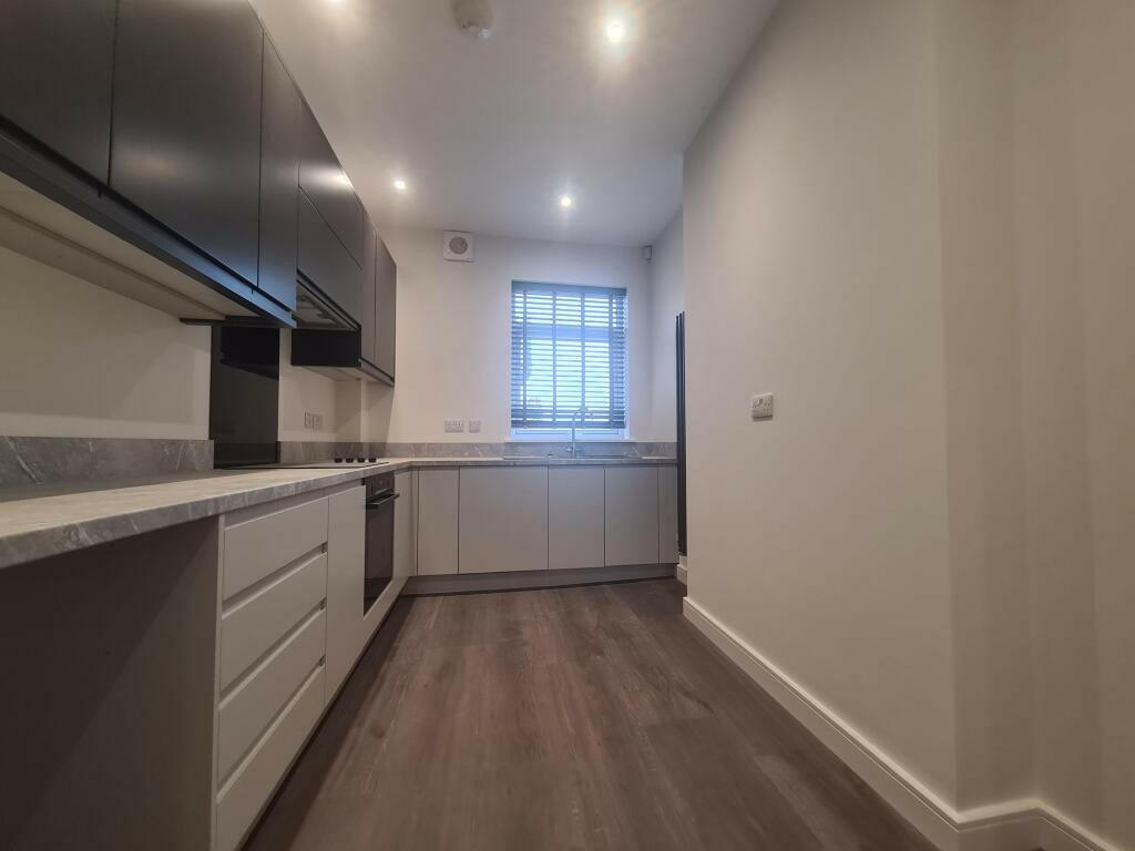 3 bed Mid Terraced House for rent in London. From Residential Realtors