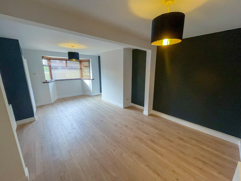 3 bed Mid Terraced House for rent in Ilford. From Residential Realtors - London 3 bed Mid Terraced House for rent in Ilford. From Residential Realtors - London