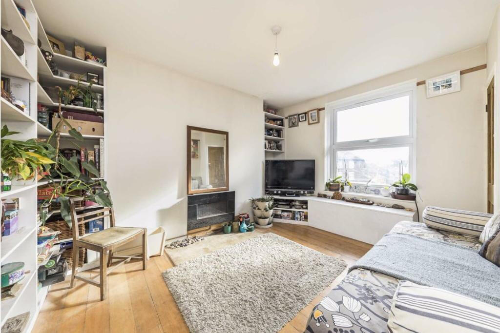 2 bed 1st Floor Flat for rent in Bermondsey. From Residential Realtors - London