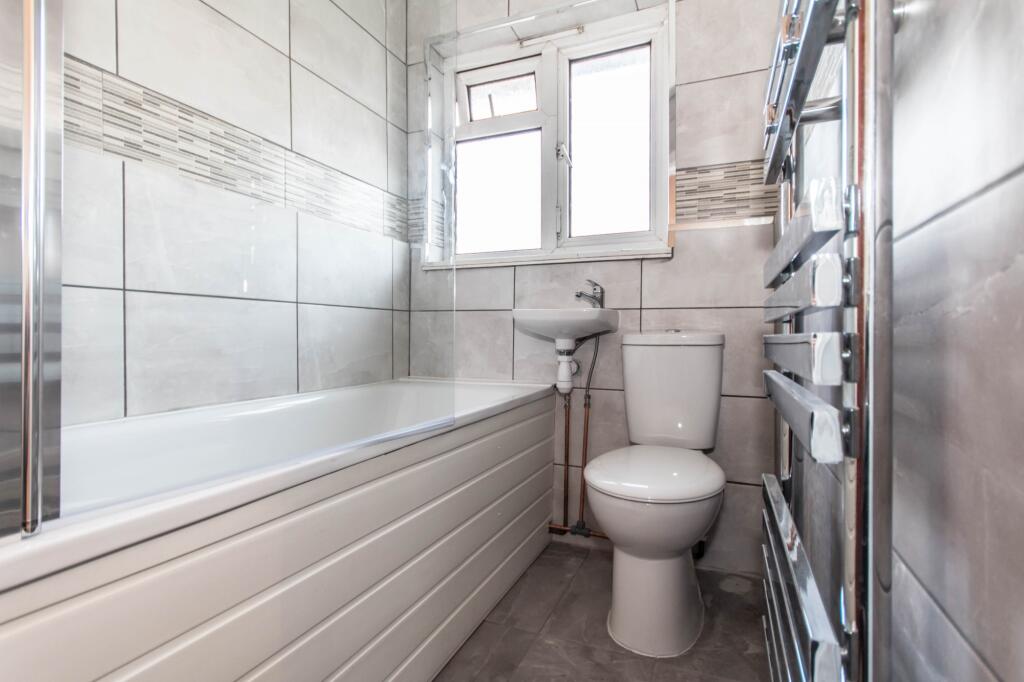 3 bed Apartment for rent in Bermondsey. From Residential Realtors - London