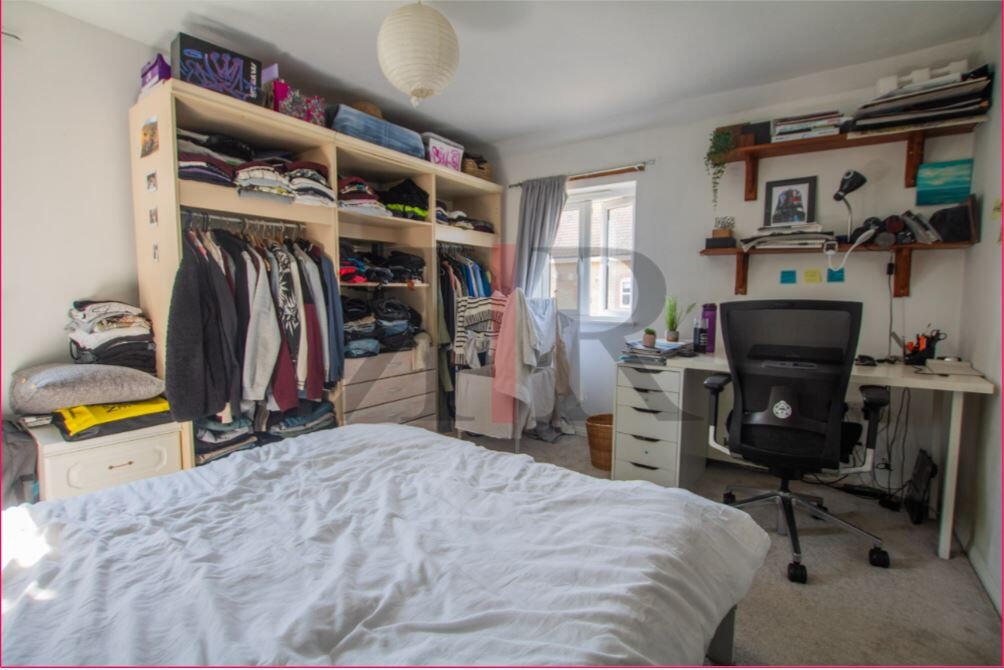 1 bed Mid Terraced House for rent in London. From Residential Realtors - London