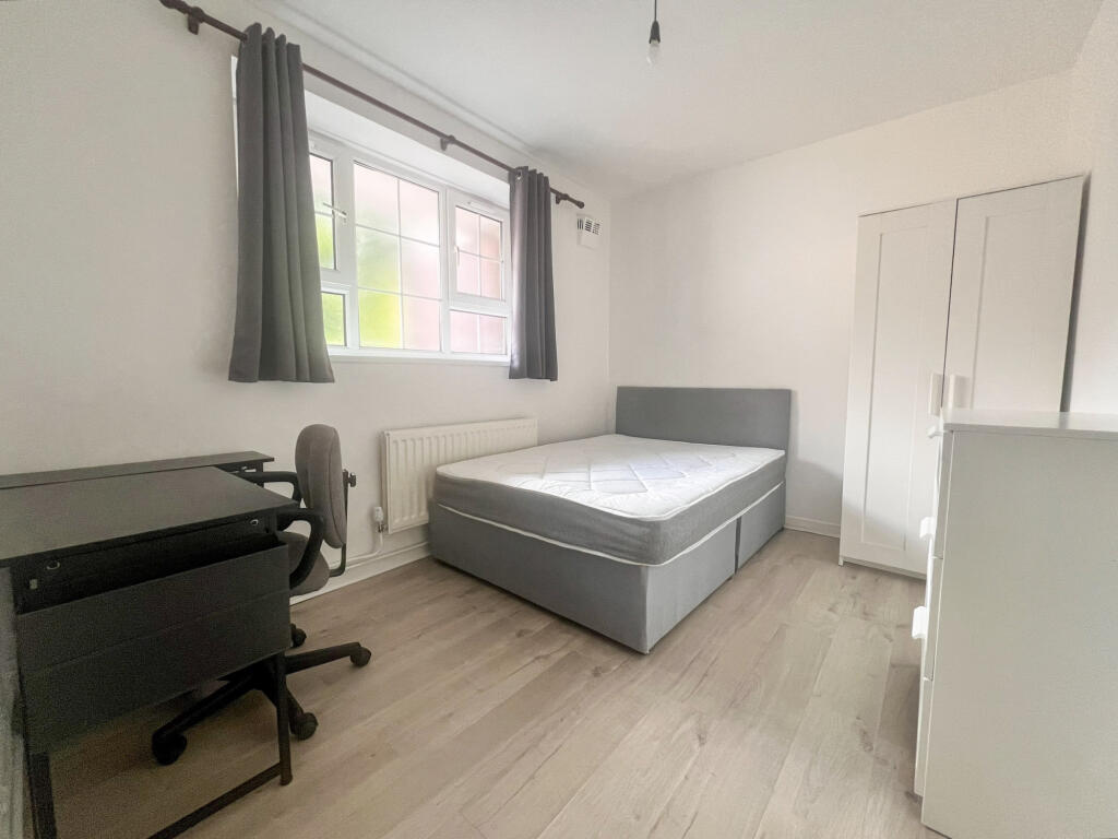 3 bed 1st Floor Flat for rent in London. From Residential Realtors - London 3 bed 1st Floor Flat for rent in London. From Residential Realtors - London