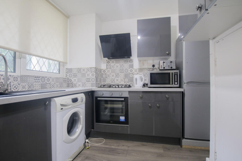 4 bed Annexe for rent in Bermondsey. From Residential Realtors - London