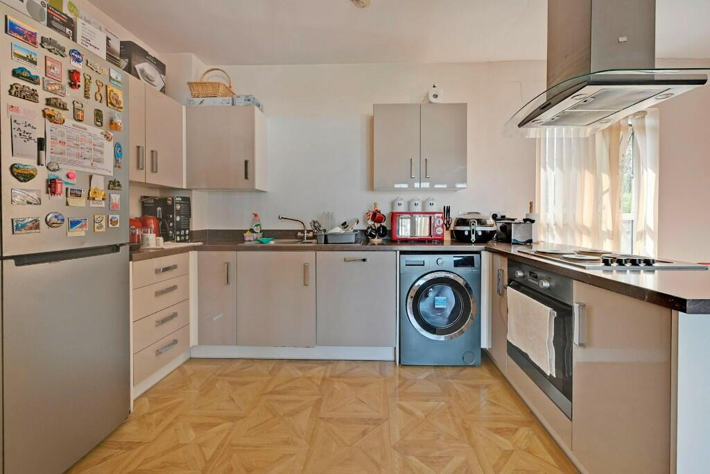 2 bed 1st Floor Flat for rent in Bermondsey. From Residential Realtors - London