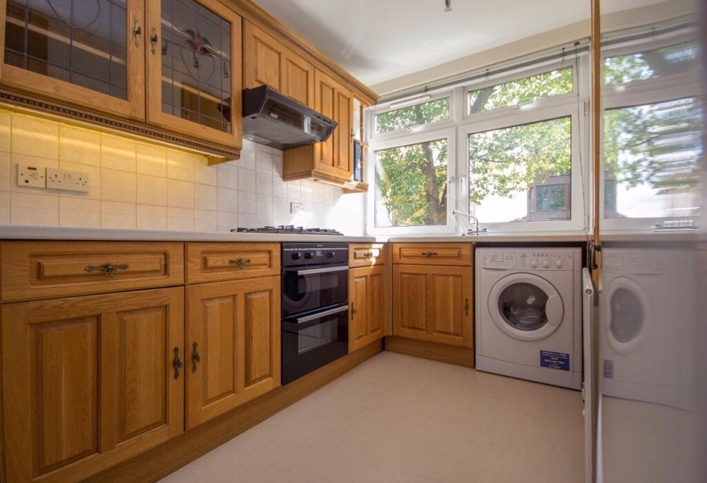 1 bed Apartment for rent in Barking. From Residential Realtors - London