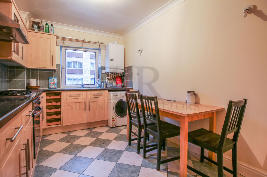2 bed Apartment for rent in Bermondsey. From Residential Realtors - London 2 bed Apartment for rent in Bermondsey. From Residential Realtors - London