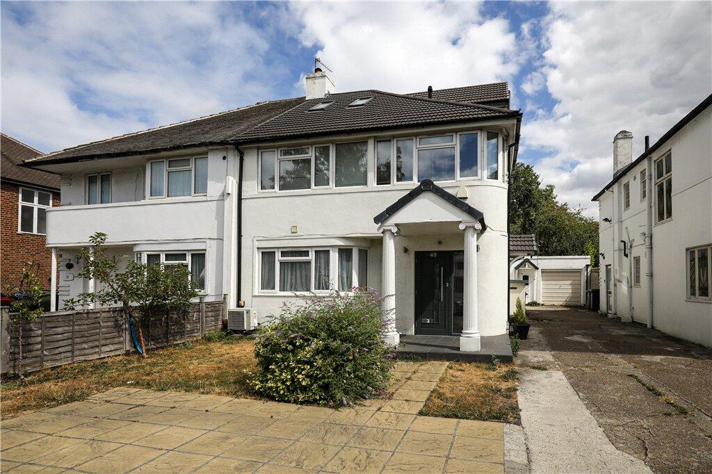 2 bed Annexe for rent in New Malden. From Robert Holmes & Co - Powered by Keller Williams - Coombe Lane