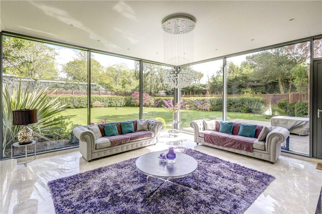 6 bed Detached for rent in New Malden. From Robert Holmes & Co - Powered by Keller Williams - Coombe Lane 6 bed Detached for rent in New Malden. From Robert Holmes & Co - Powered by Keller Williams - Coombe Lane