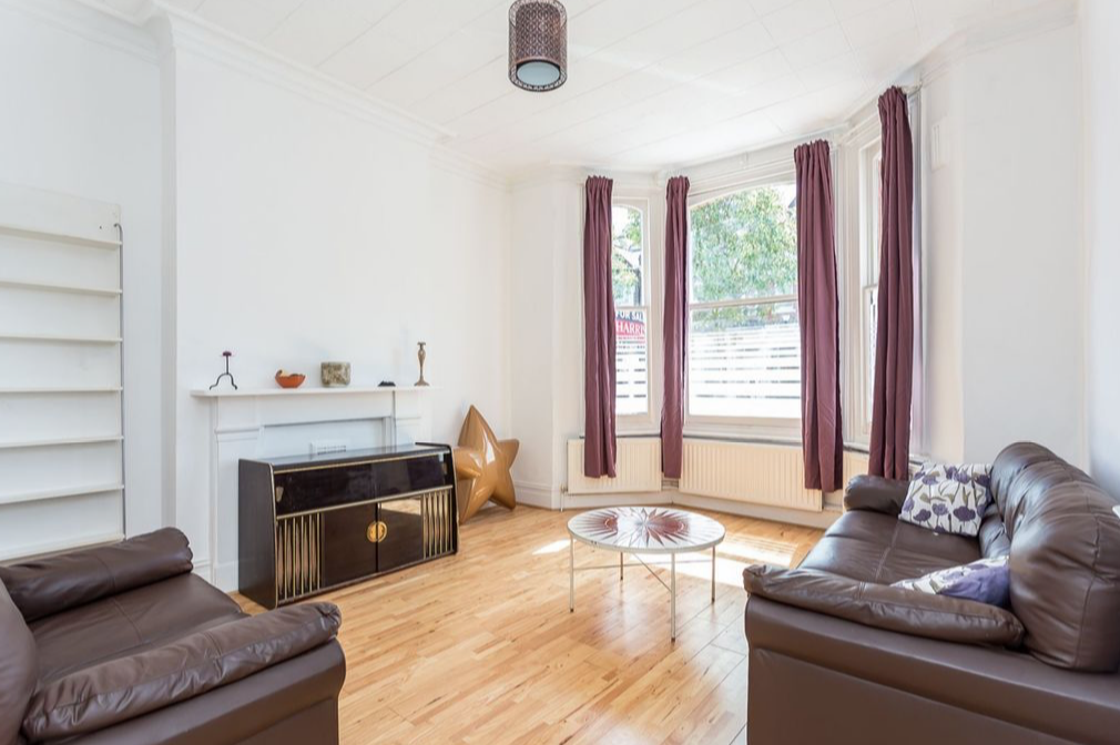 2 bed Flat for rent in London. From Robinson Davies Properties - Harrow