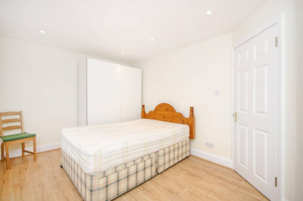 1 bed Flat for rent in London. From Robinson Davies Properties - Harrow