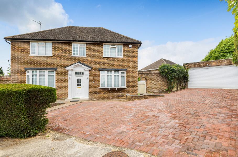 4 bed Detached for rent in Northwood. From Robsons