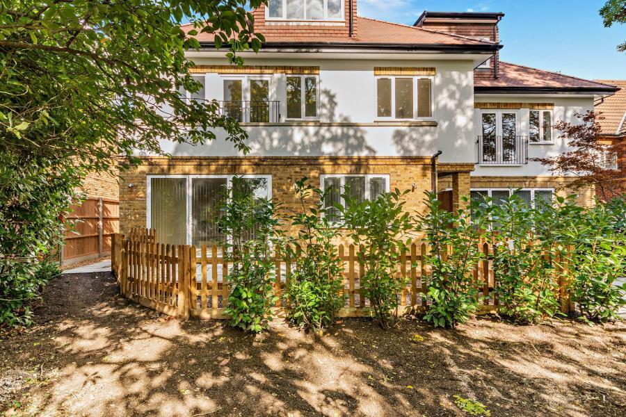 1 bed Apartment for rent in Ruislip. From Robsons