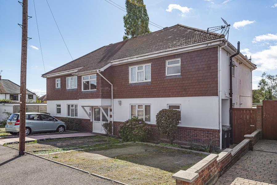 2 bed Apartment for rent in Rickmansworth. From Robsons