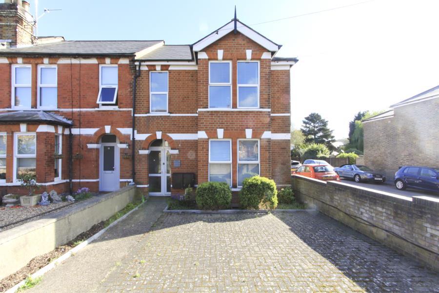 2 bed Annexe for rent in Northwood. From Robsons 2 bed Annexe for rent in Northwood. From Robsons