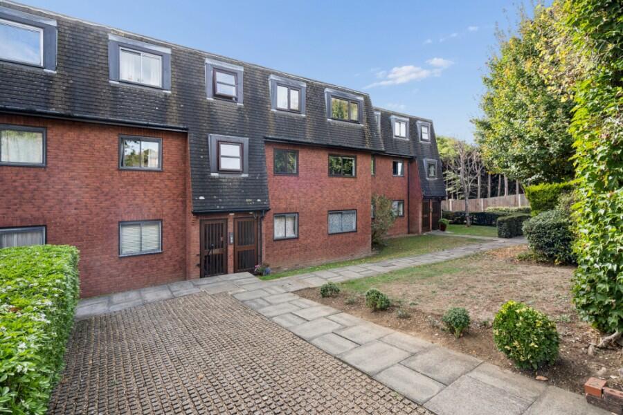 2 bed Apartment for rent in Northwood. From Robsons 2 bed Apartment for rent in Northwood. From Robsons