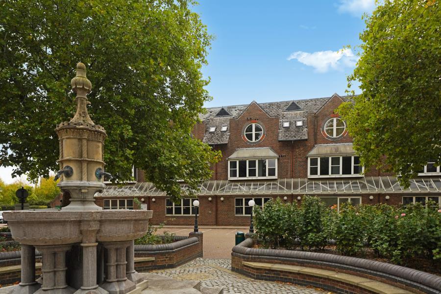 1 bed Apartment for rent in St Albans. From Robsons