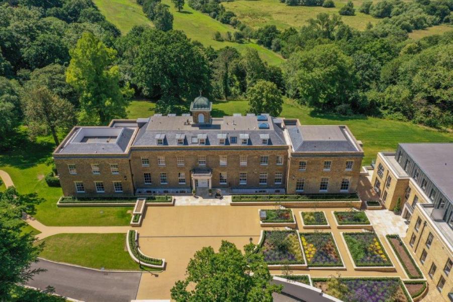 2 bed Apartment for rent in New Denham. From Robsons - Pinner 2 bed Apartment for rent in New Denham. From Robsons - Pinner