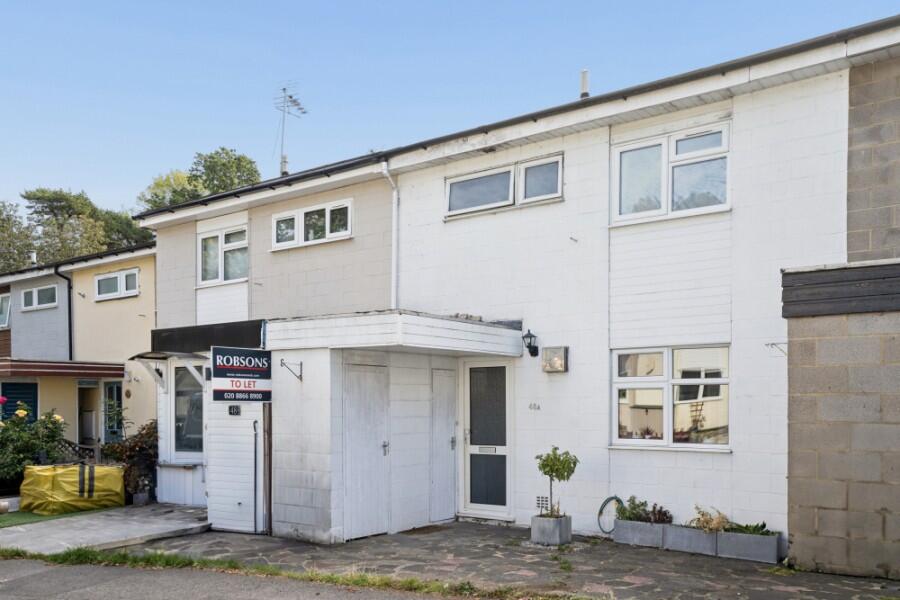 3 bed Mid Terraced House for rent in Pinner. From Robsons - Pinner