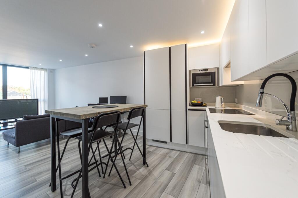 1 bed 1st Floor Flat for rent in Battersea. From Rochford Stokes