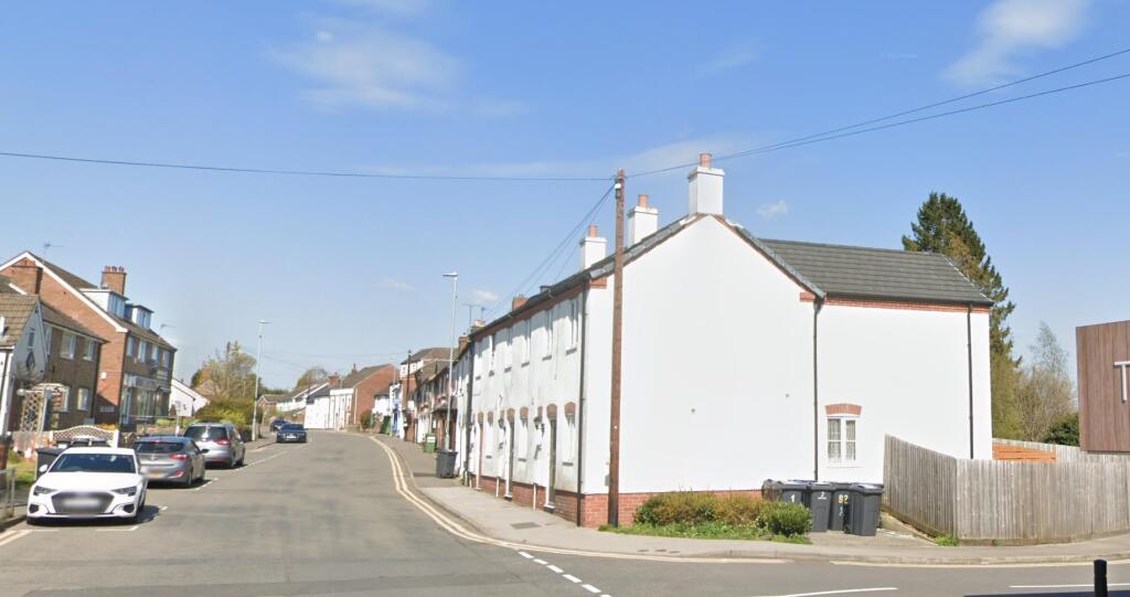 2 bed Mid Terraced House for rent in Stanton under Bardon. From Gateway - Southend 2 bed Mid Terraced House for rent in Stanton under Bardon. From Gateway - Southend