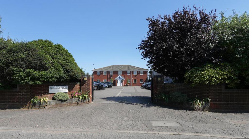 4 bed Not Specified for rent in Southend-on-Sea. From Gateway - Southend