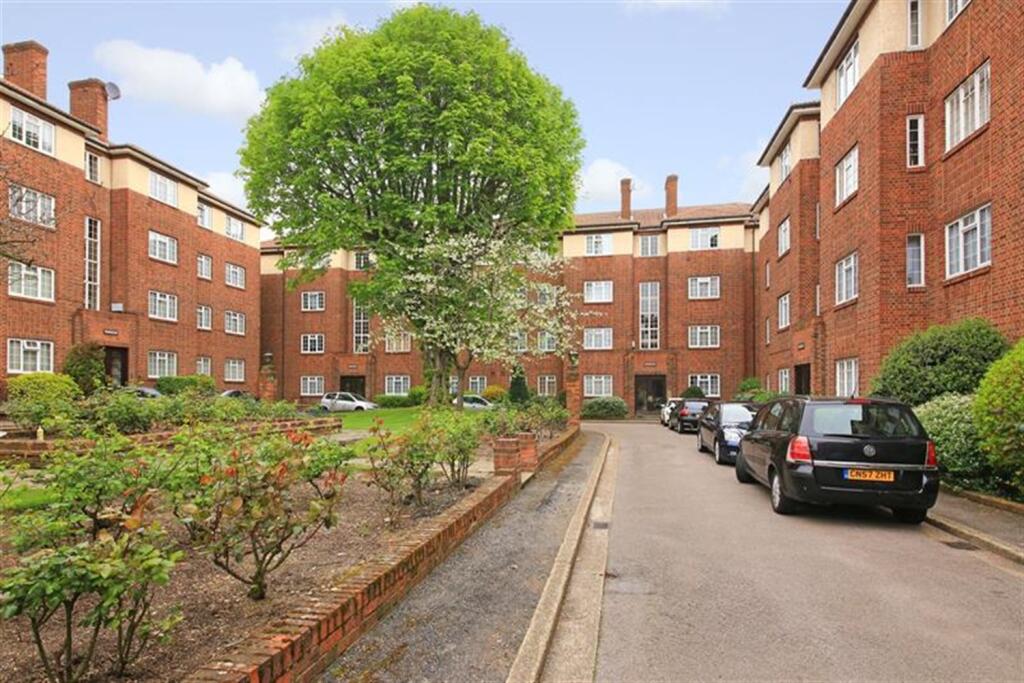 2 bed 1st Floor Flat for rent in Hendon. From Roundtree Real Estate - London
