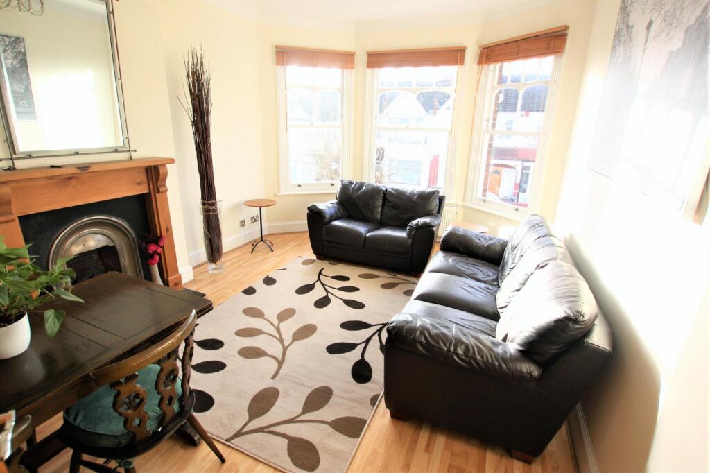 2 bed 1st Floor Flat for rent in Hendon. From Roundtree Real Estate - London