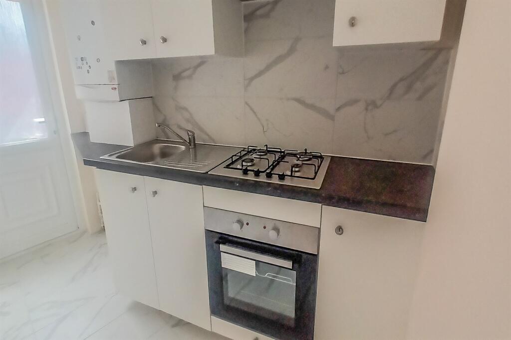 1 bed 1st Floor Flat for rent in Hendon. From Roundtree Real Estate - London