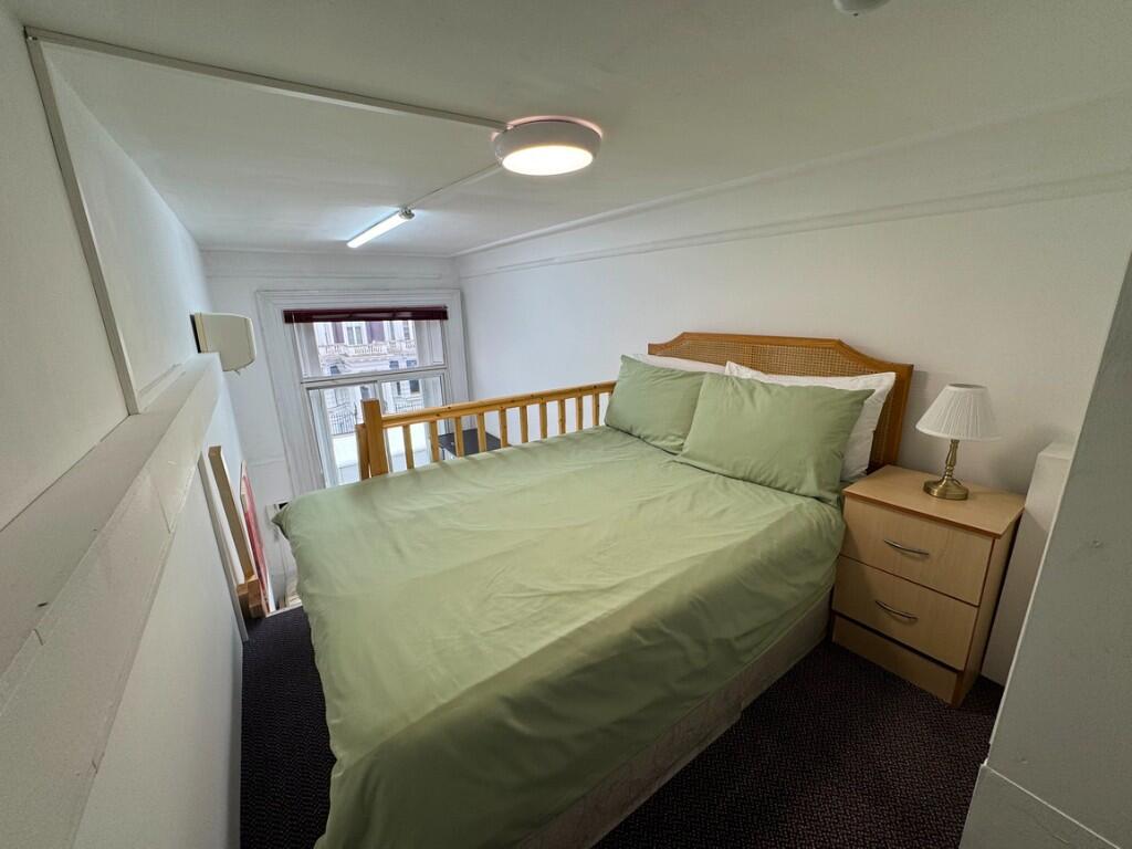 4 bed Studio for rent in London. From RR Properties - London
