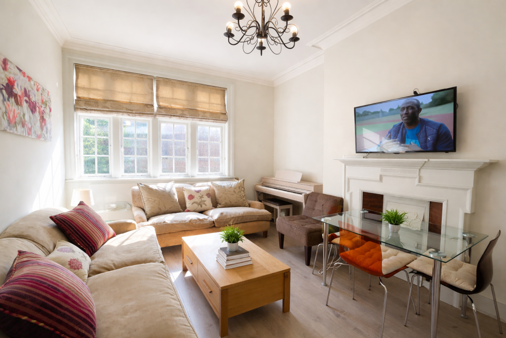 1 bed 1st Floor Flat for rent in Kensington. From RR Properties - London