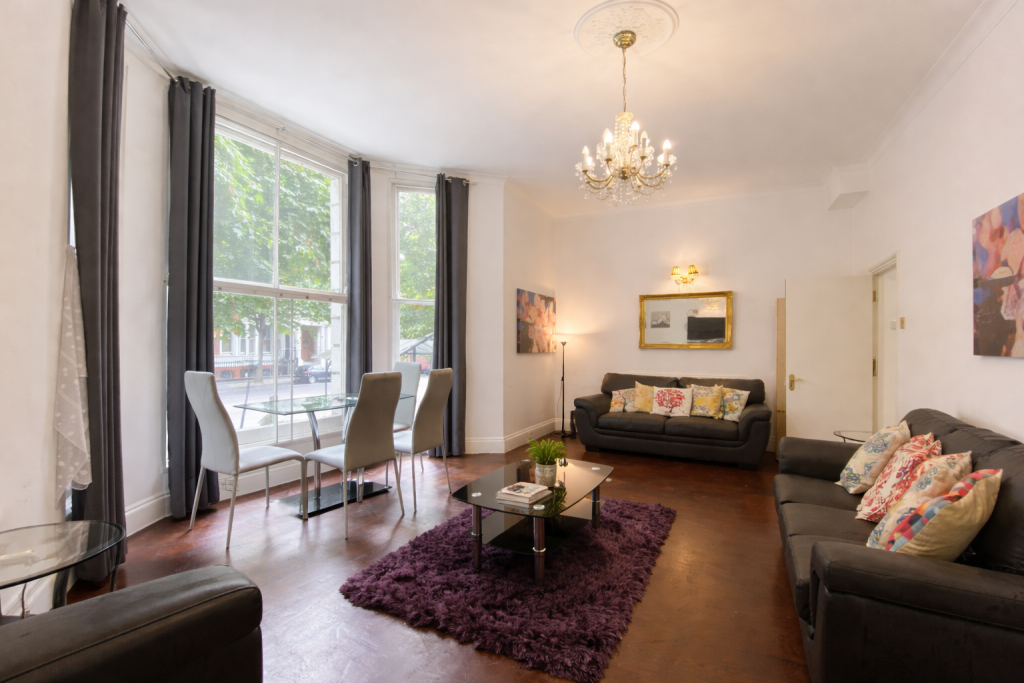2 bed 1st Floor Flat for rent in Kensington. From RR Properties - London