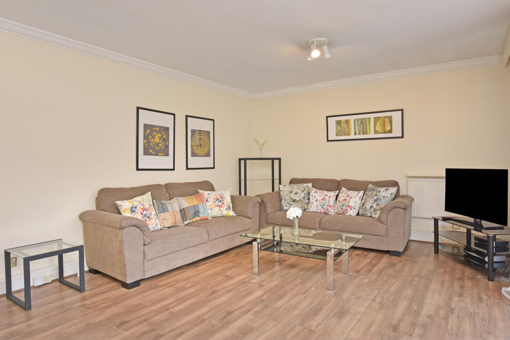 1 bed 1st Floor Flat for rent in Paddington. From RR Properties - London